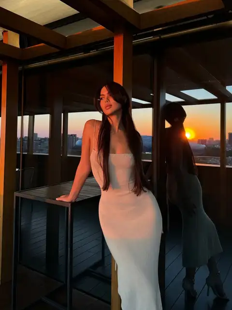 Adeline escort in London