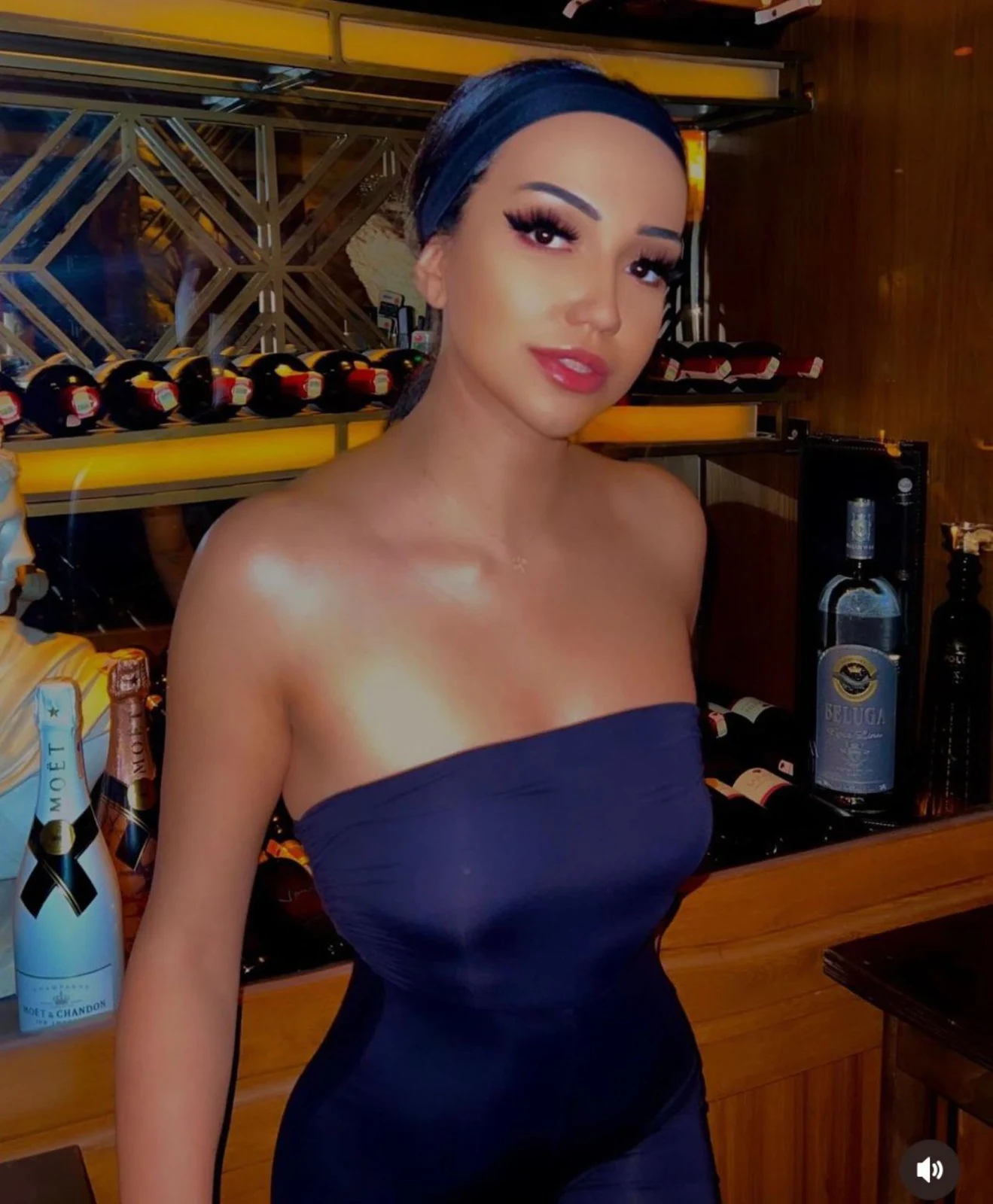 Alice escort in London