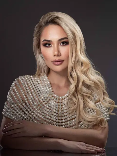 Alina escort in London