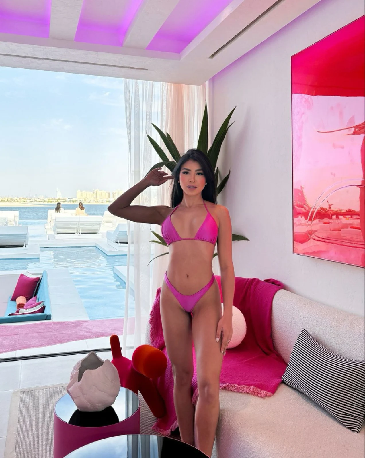 Amalia escort in London