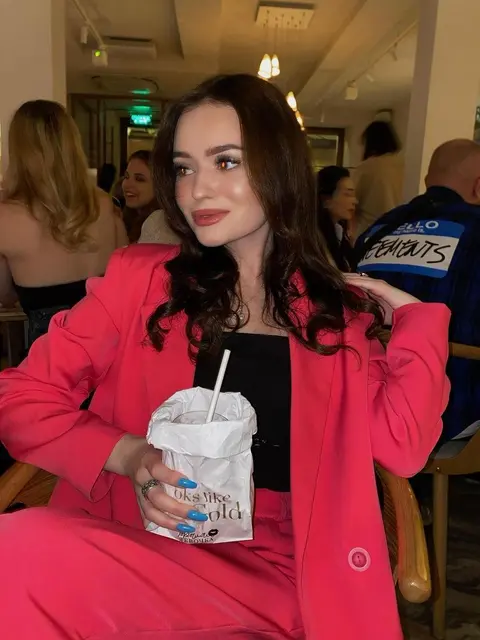 Amber escort in London