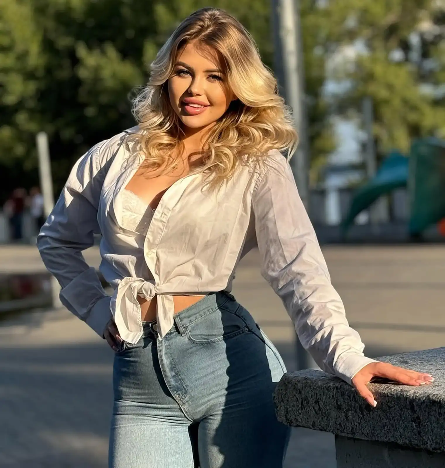 Amelia escort in London