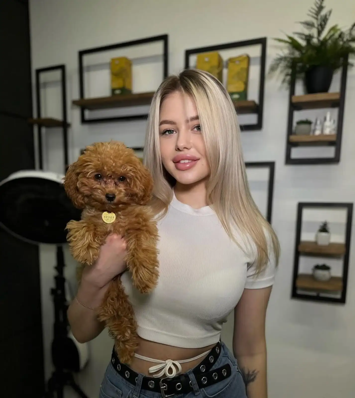 Amelia escort in London