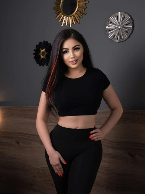 Angie escort in London