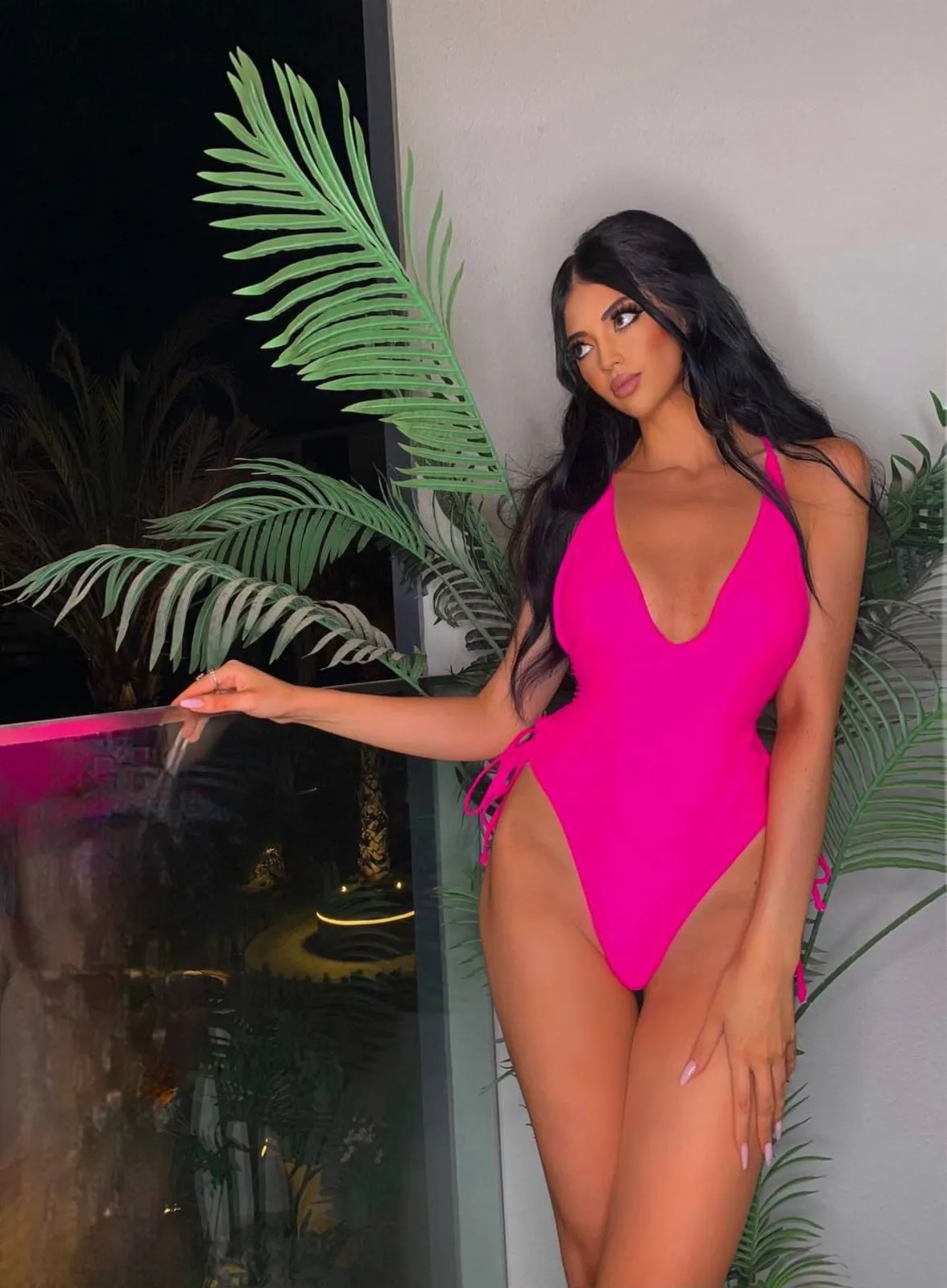Ariana escort in London