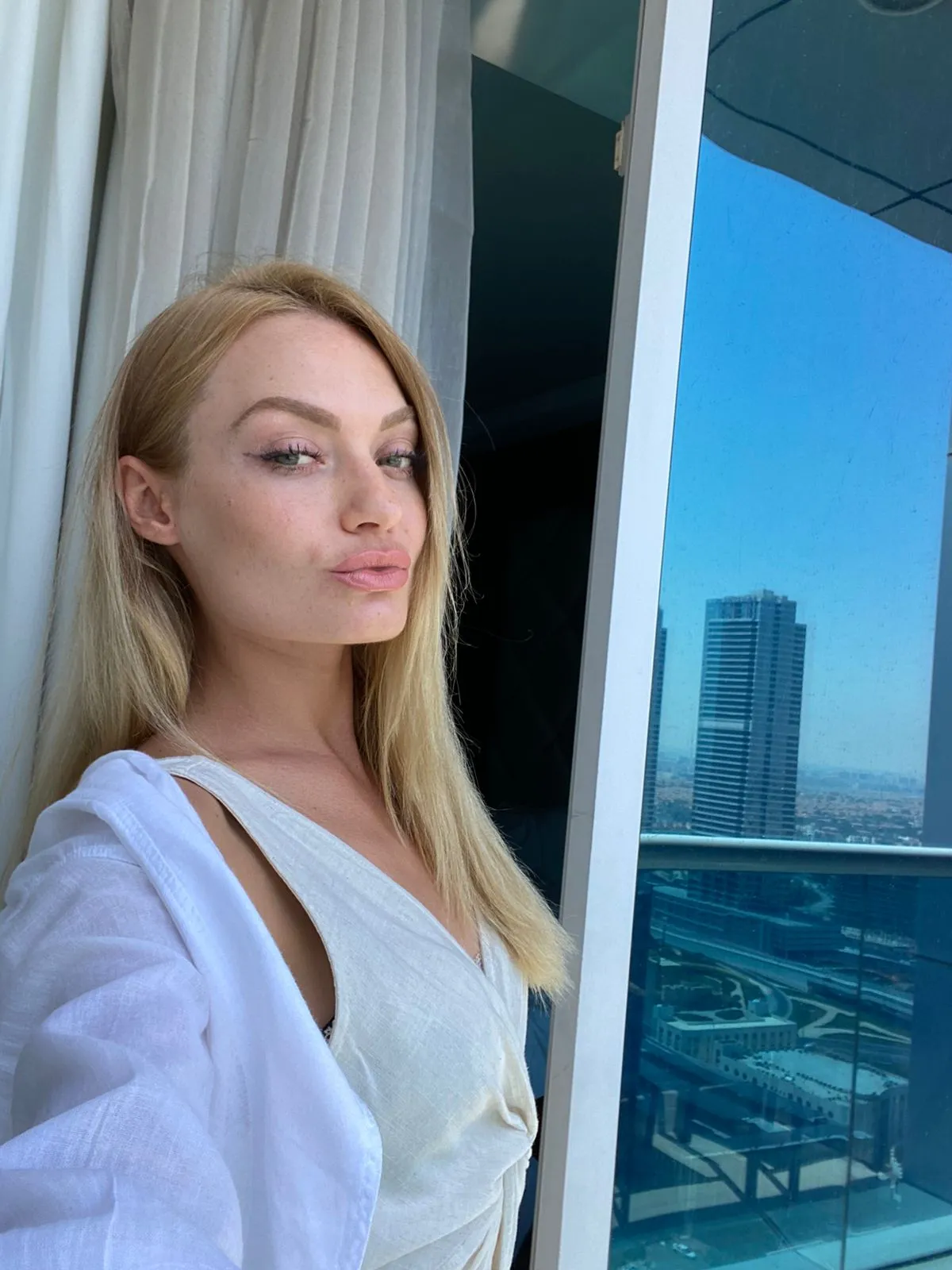 Aziza escort in London