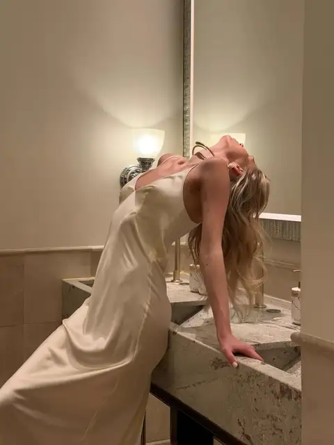 Caroline escort in London