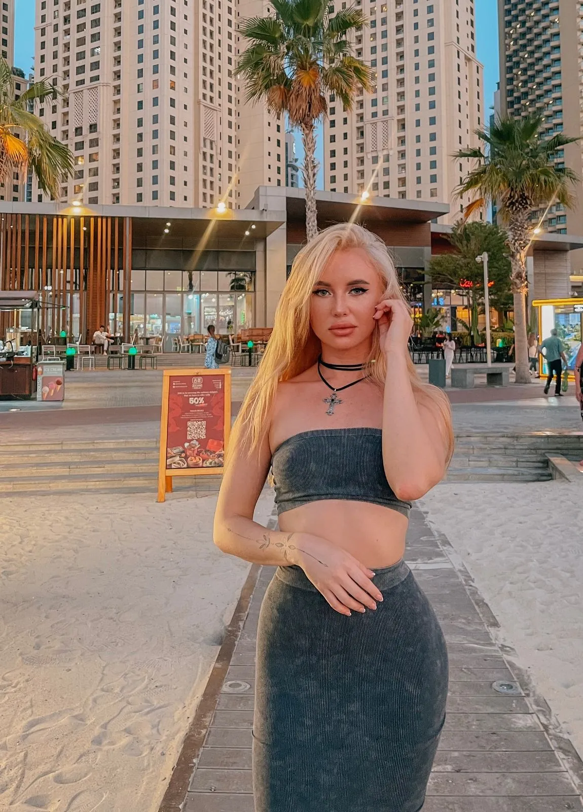Daisy escort in London