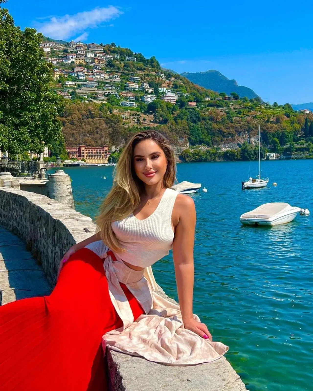 Daisy escort in London