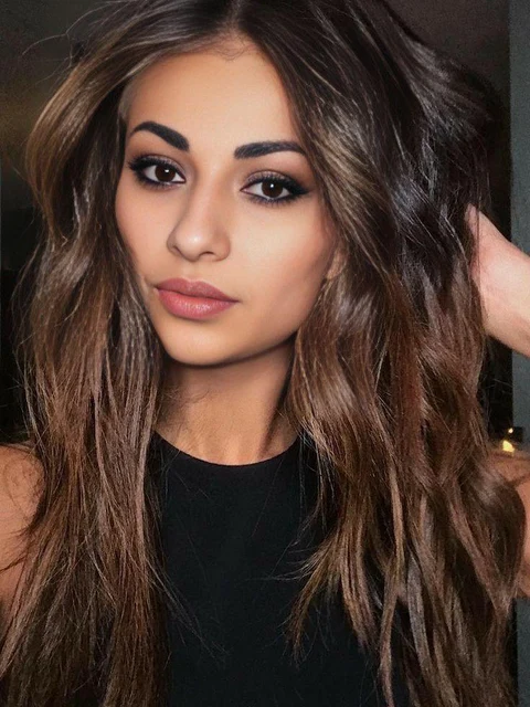 Dominica escort in London