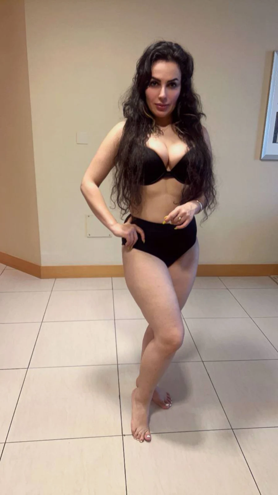 Dorotea escort in London