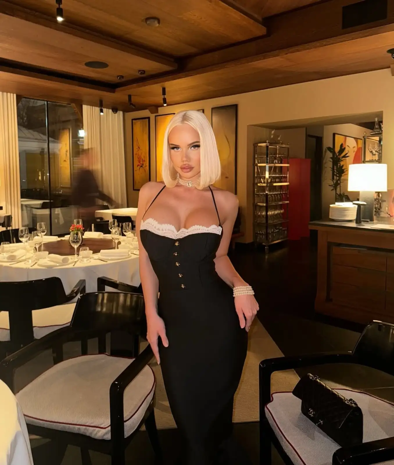 Eleanor escort in London