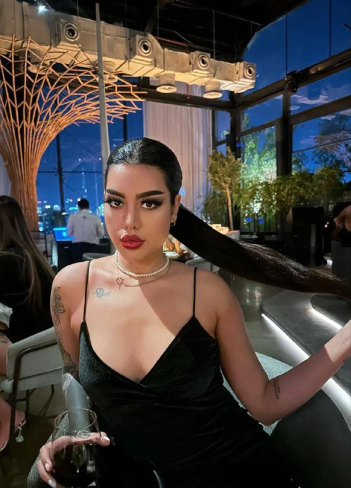 Elisa escort in London