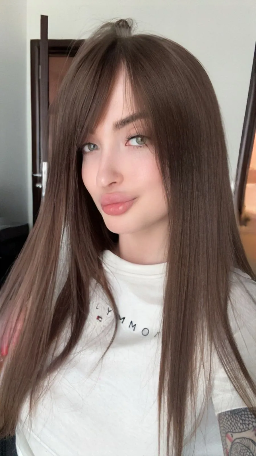 Elvira escort in London