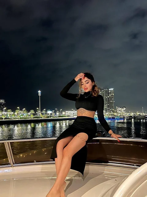Erin escort in London