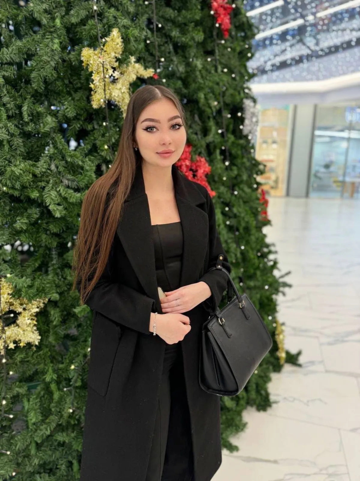 Faye escort in London