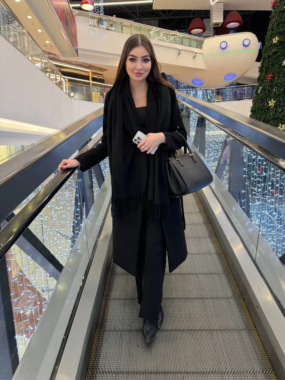 Faye escort in London