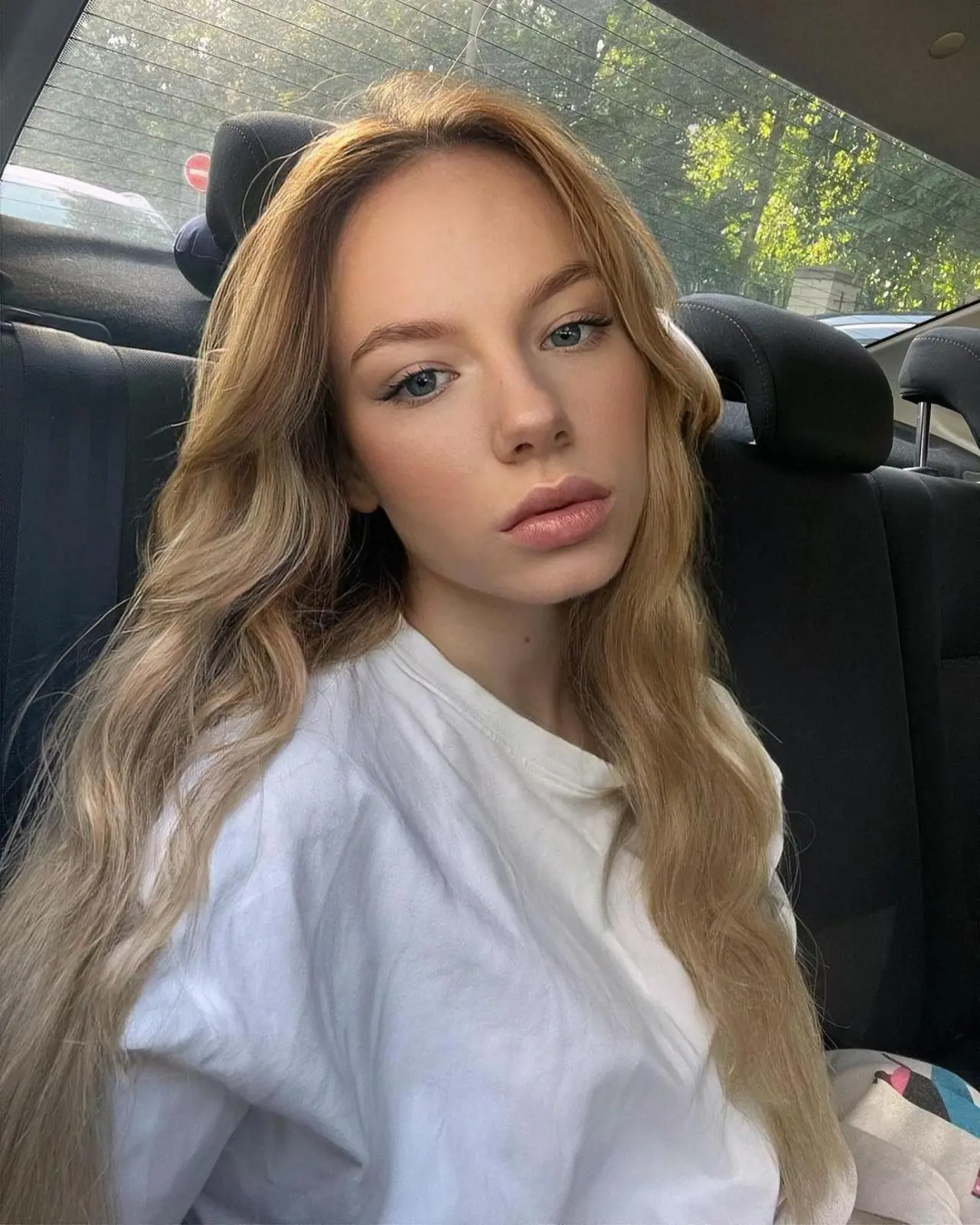 Hadley escort in London