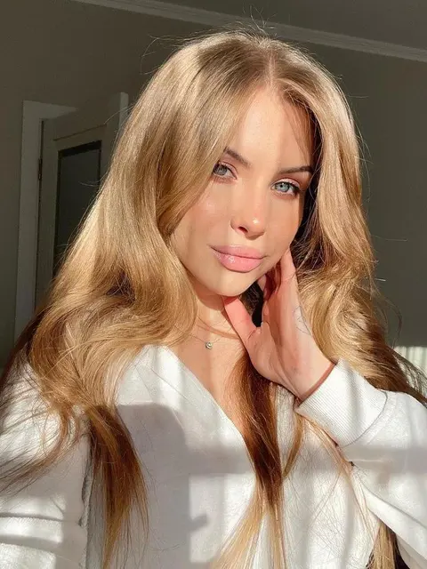 Hailey escort in London