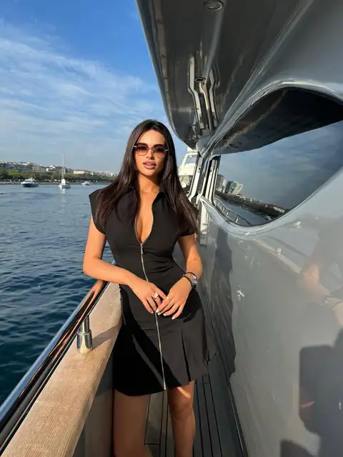 Helena escort in London