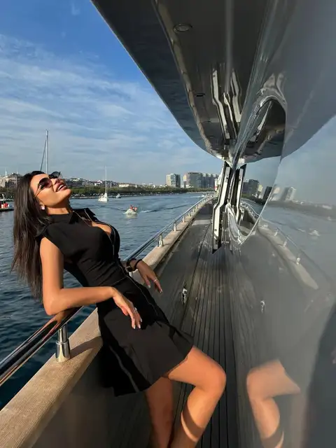 Helena escort in London