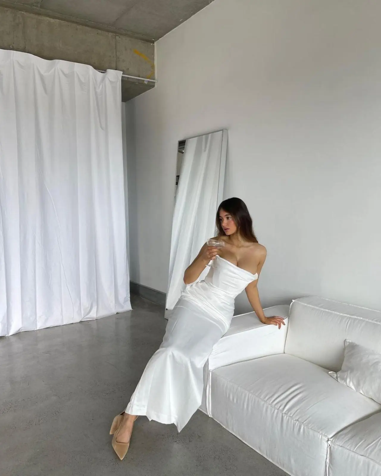 Holly escort in London