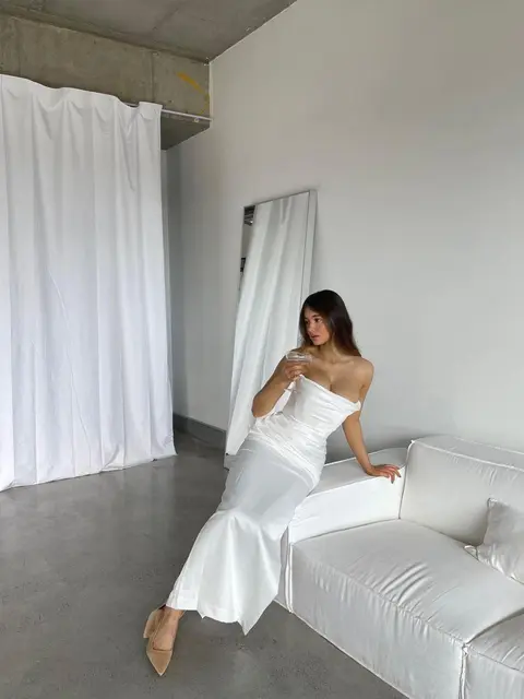 Holly escort in London
