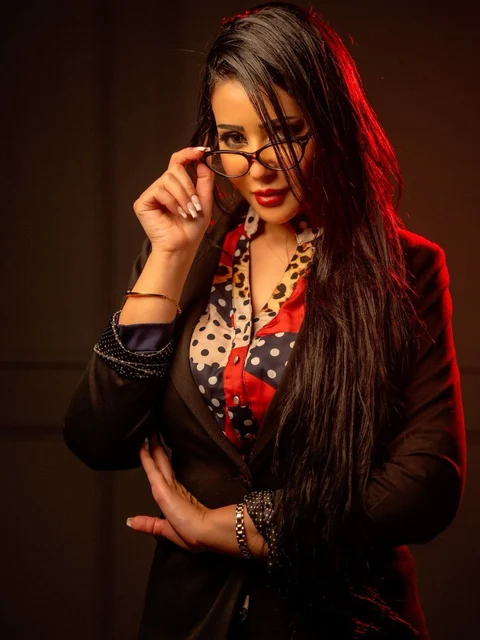 Immi escort in London