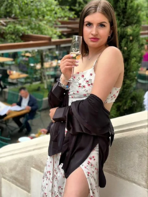 Irina escort in London