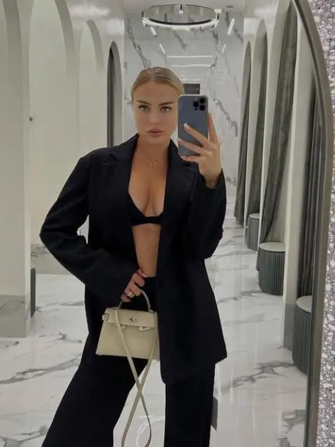 Kara escort in London