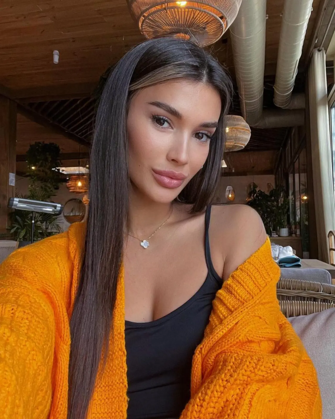 Katie escort in London