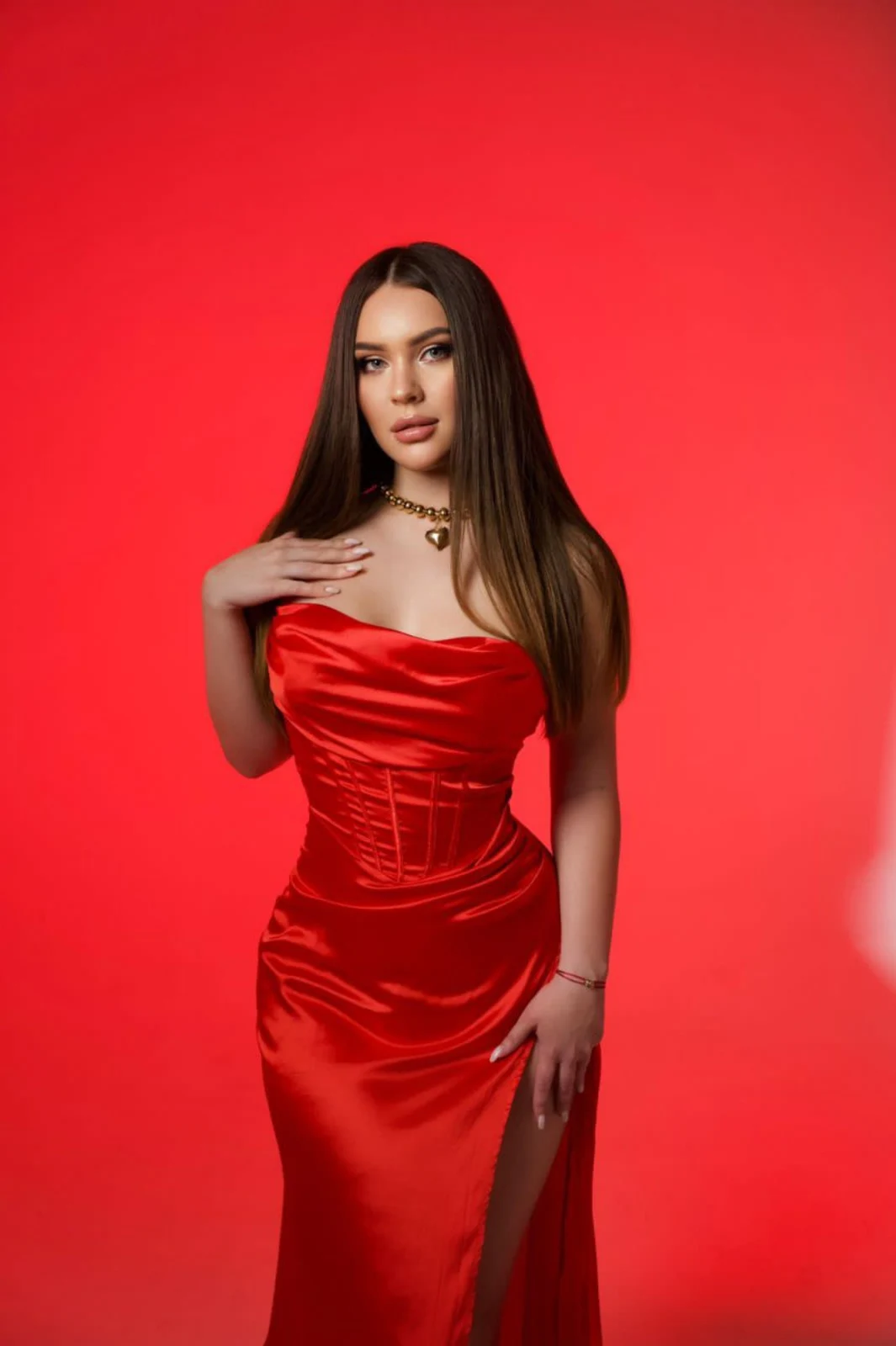 Ksenya escort in London