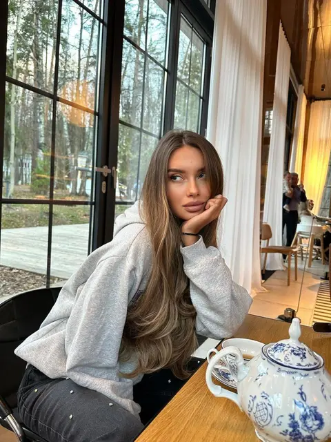 Lara escort in London