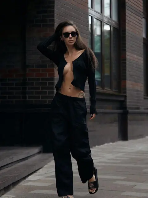 Laura escort in London