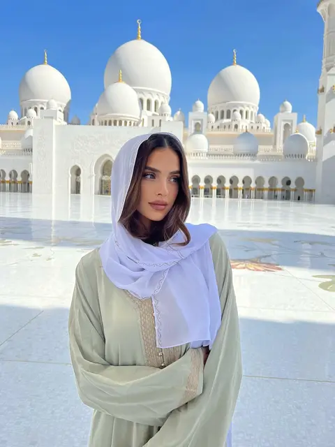 Libby escort in London