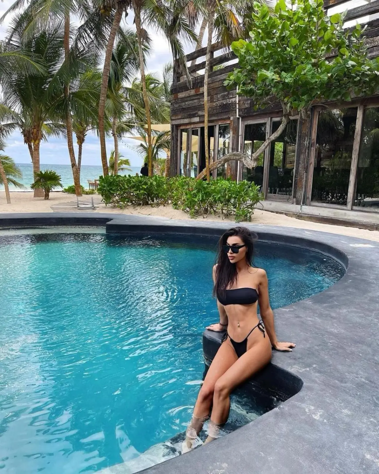Maya escort in London