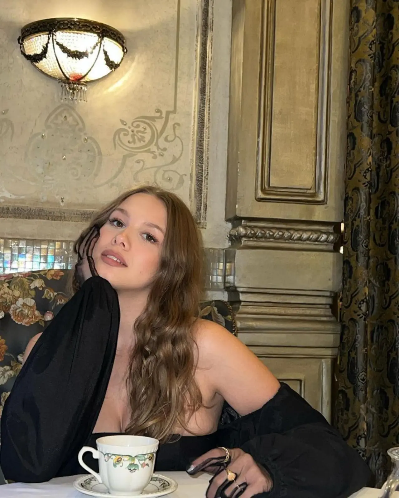 Miranda escort in London