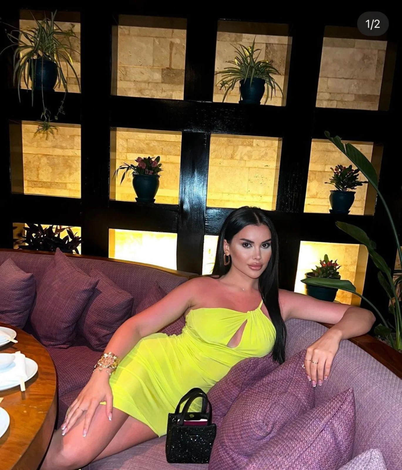 Nora escort in London