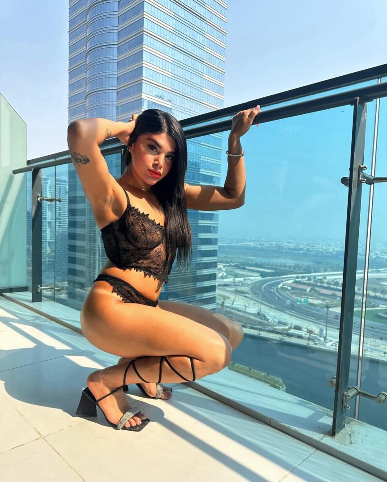 Noshika escort in London