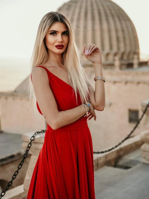 Olivia escort in London