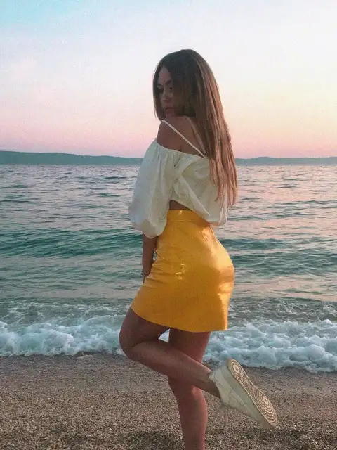 Ophelia escort in London