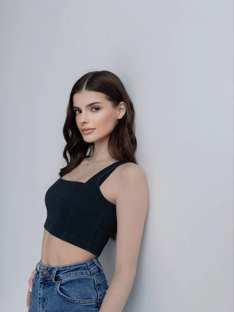 Renata escort in London