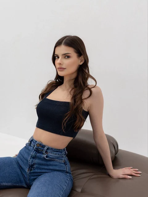 Renata escort in London
