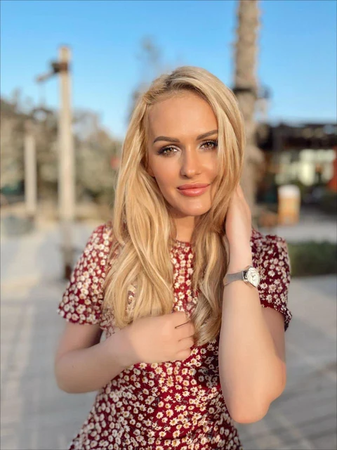 Rosi escort in London