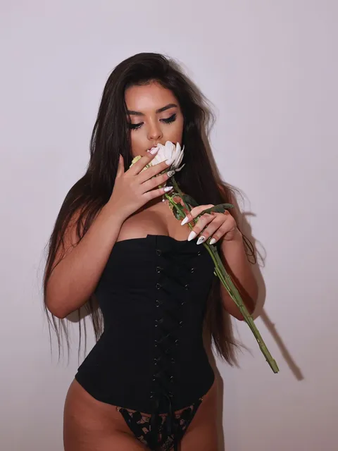 Sarah escort in London