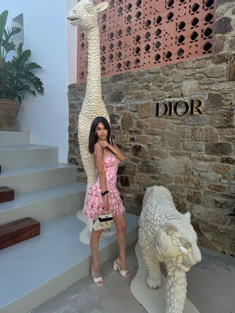 Sophia escort in London