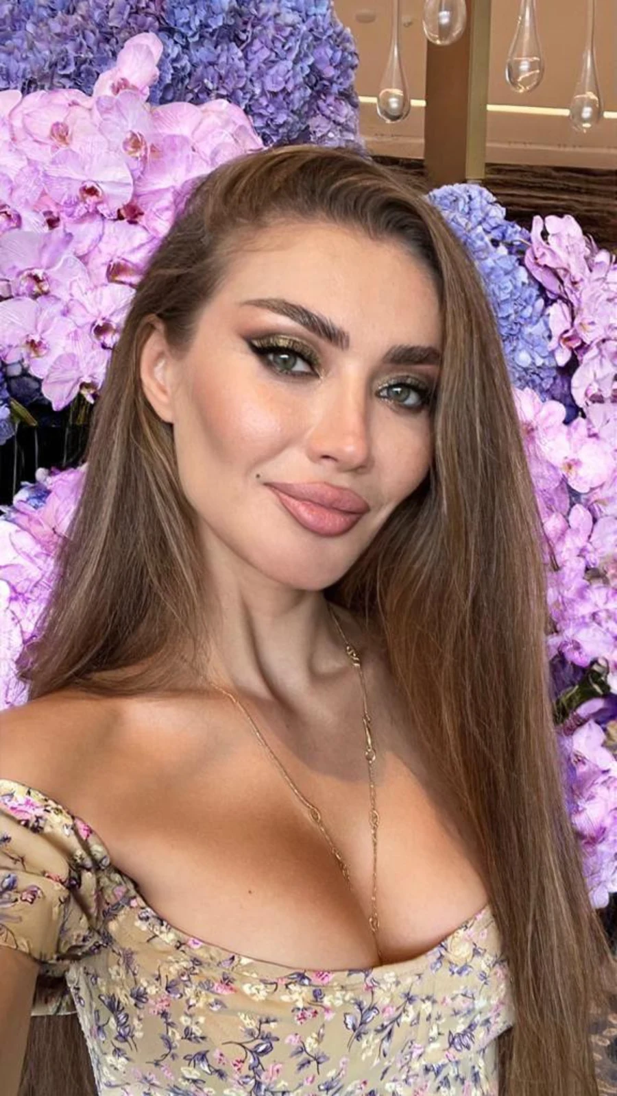 Valentina escort in London