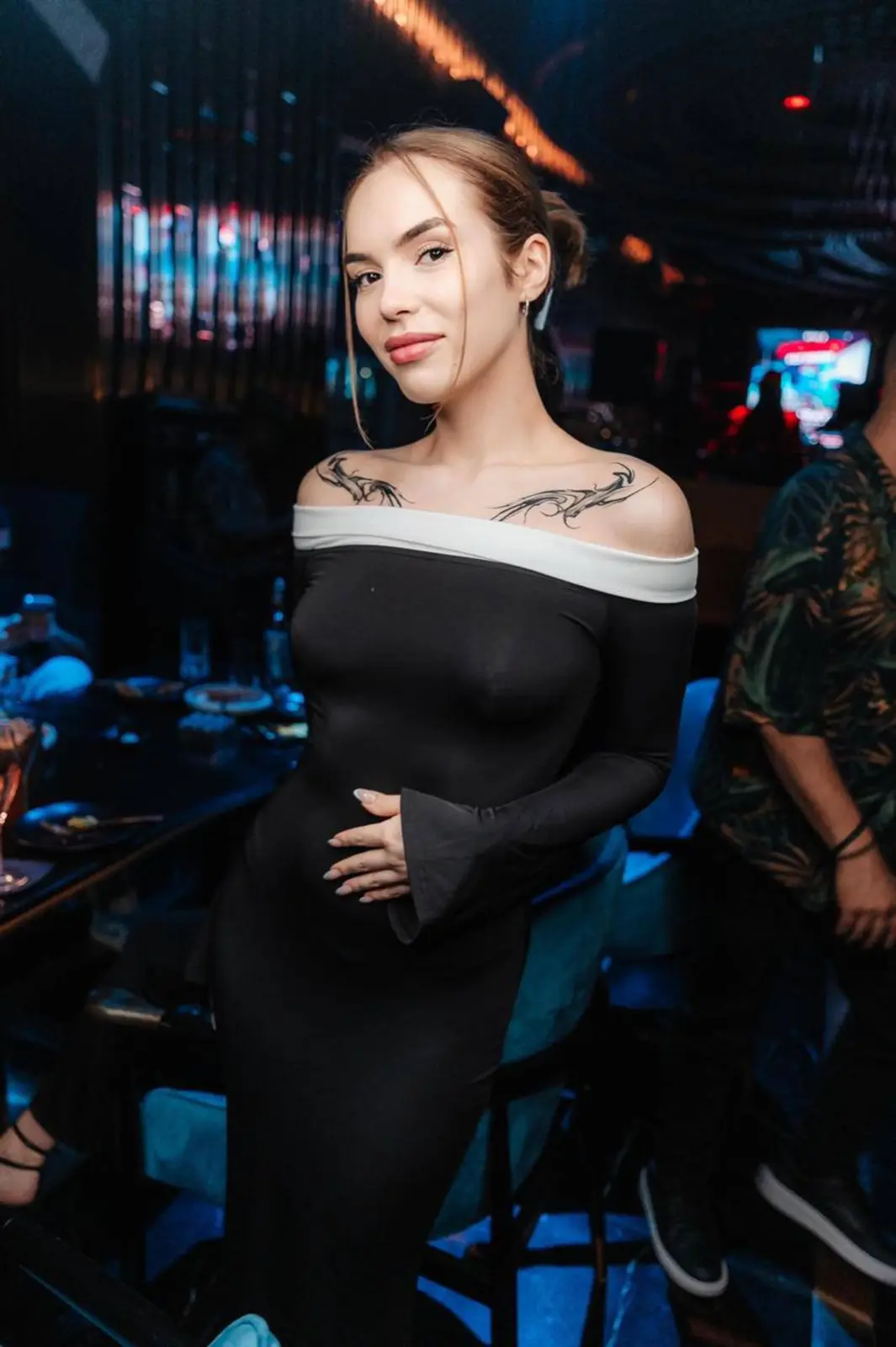 Zhenya escort in London